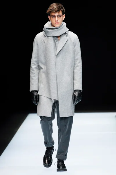 Look 9